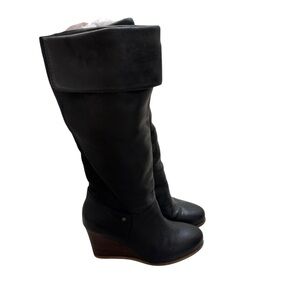 GG Australia Ravenna black leather knee-high wedge boots